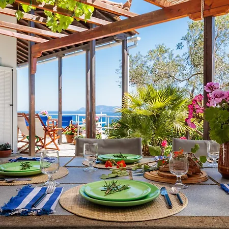 La Paloma - Mediterranean Charm & Sea Views