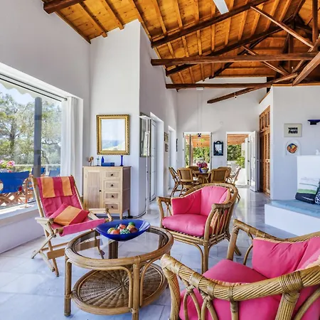 La Paloma - Mediterranean Charm & Sea Views *