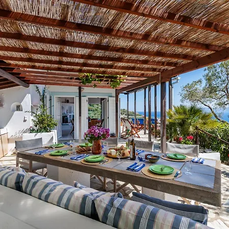 La Paloma - Pure Relaxation & Sea View Vakantiehuis Skopelos